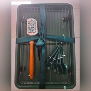 Green Christmas Baking Set with Spatula and Measuring Spoons